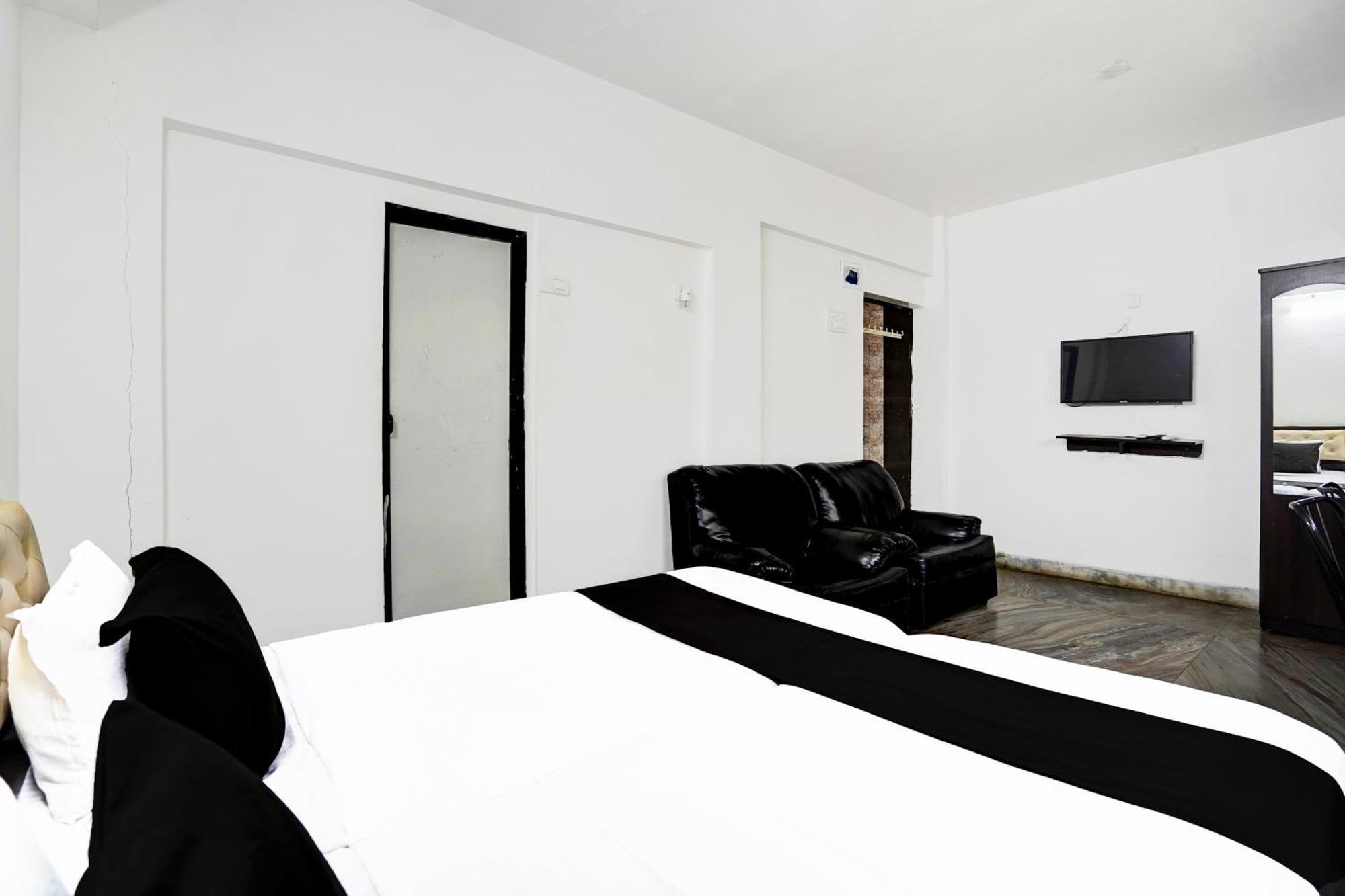 Super Hotel O Deluxe United Corporate Home Navi Mumbai Bagian luar foto