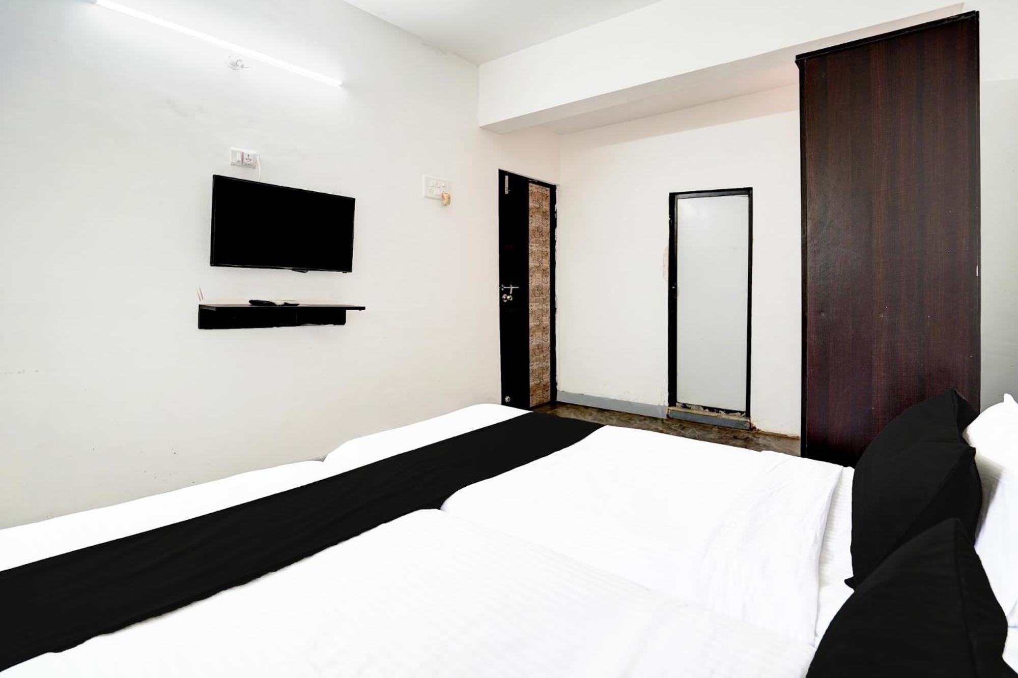Super Hotel O Deluxe United Corporate Home Navi Mumbai Bagian luar foto